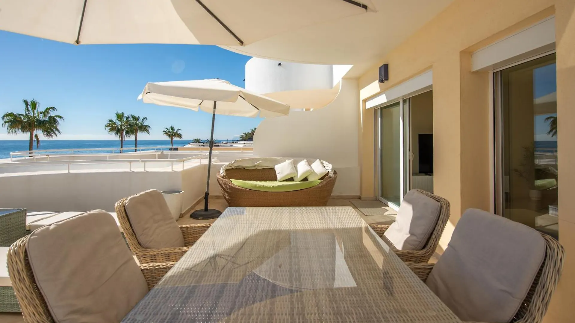 Beach Apartment Sinfonia - 2Br, Pool エステポナ 0*,