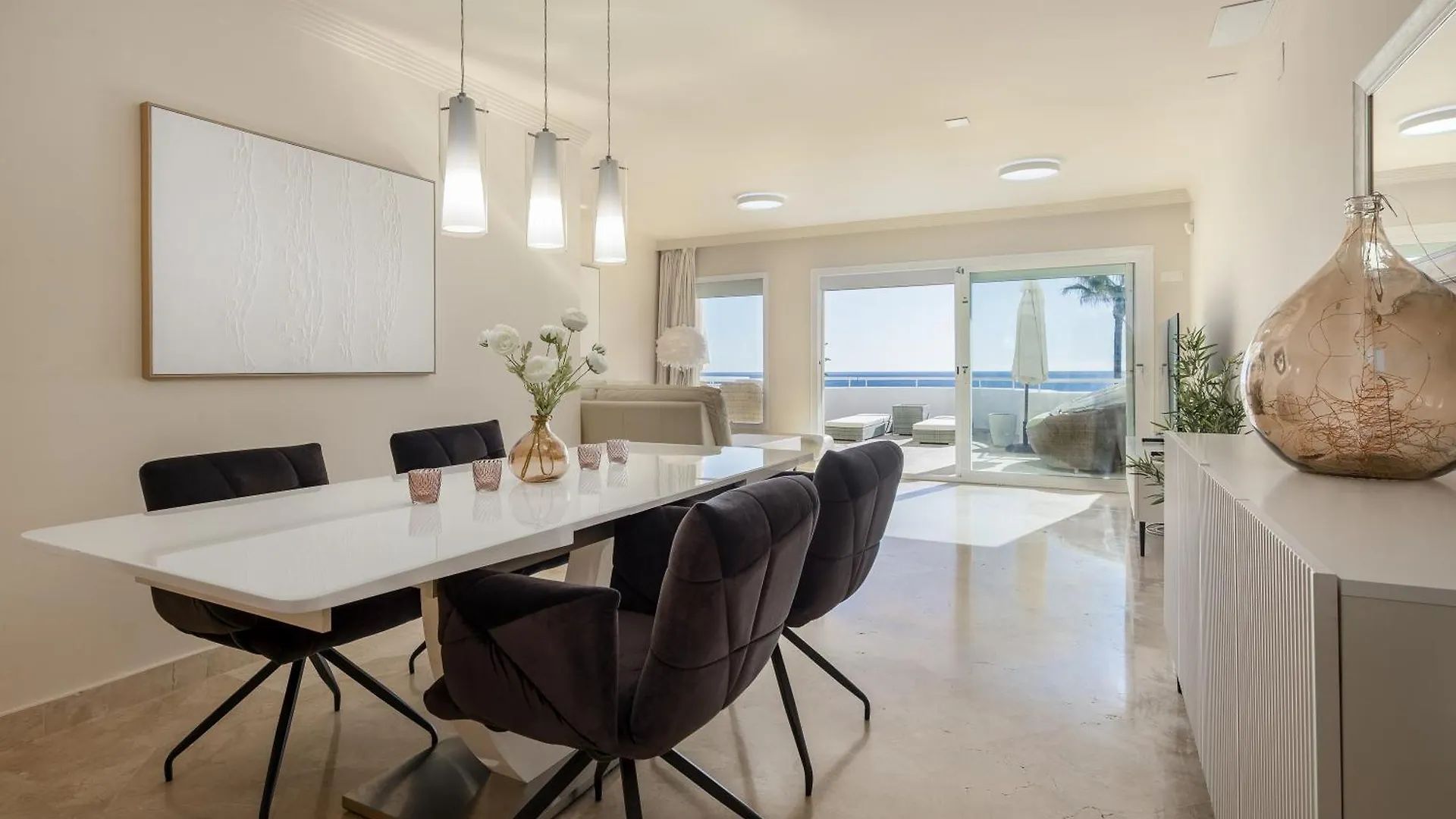 Beach Apartment Sinfonia - 2Br, Pool Estepona